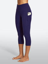 IUGA FlexTight Capris With Pockets Squat Proof | Affordable Yoga Leggings & Activewear by IUGA