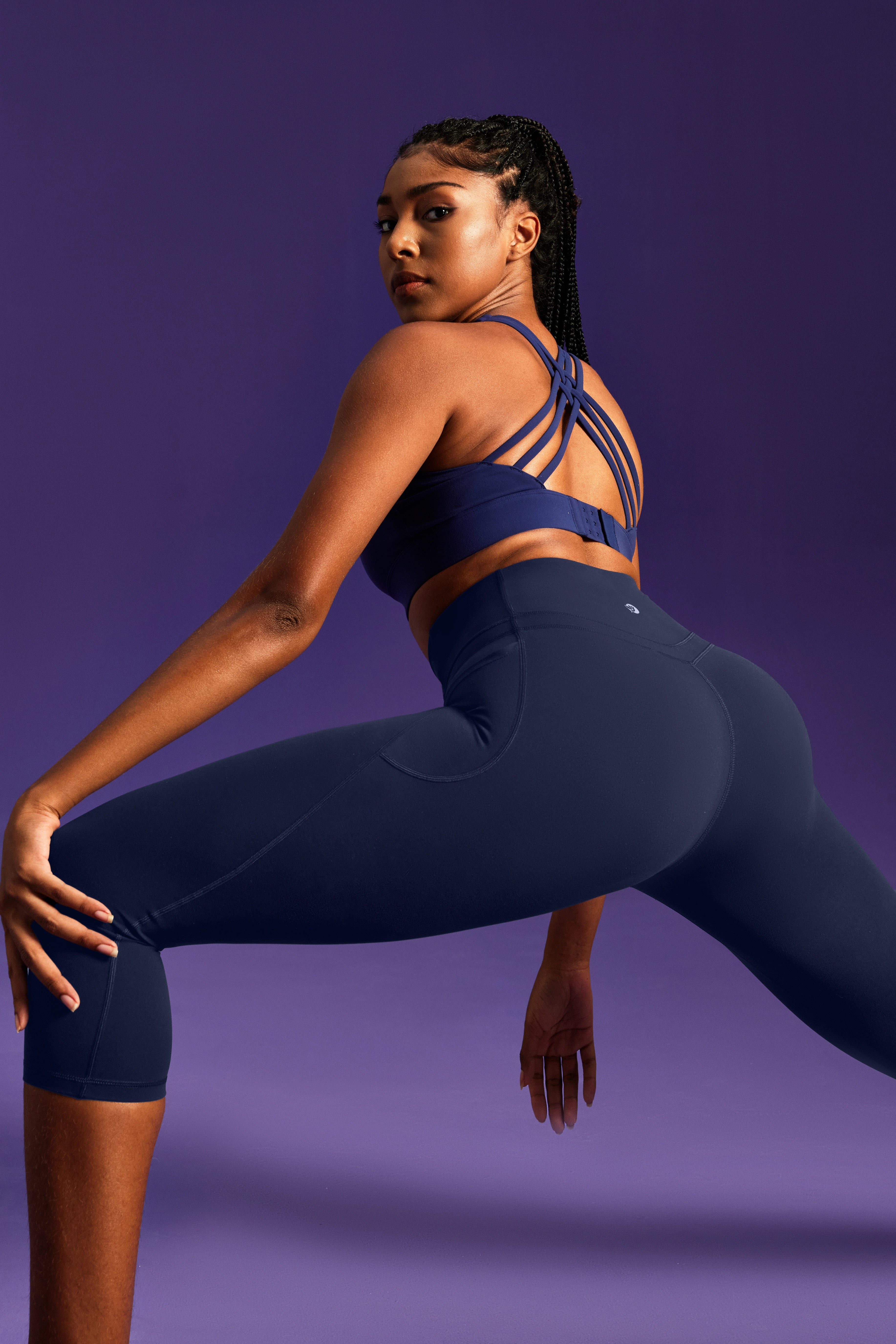 IUGA PowerTight Sandwich No Front Seam Capris | Affordable Yoga Leggings & Activewear by IUGA