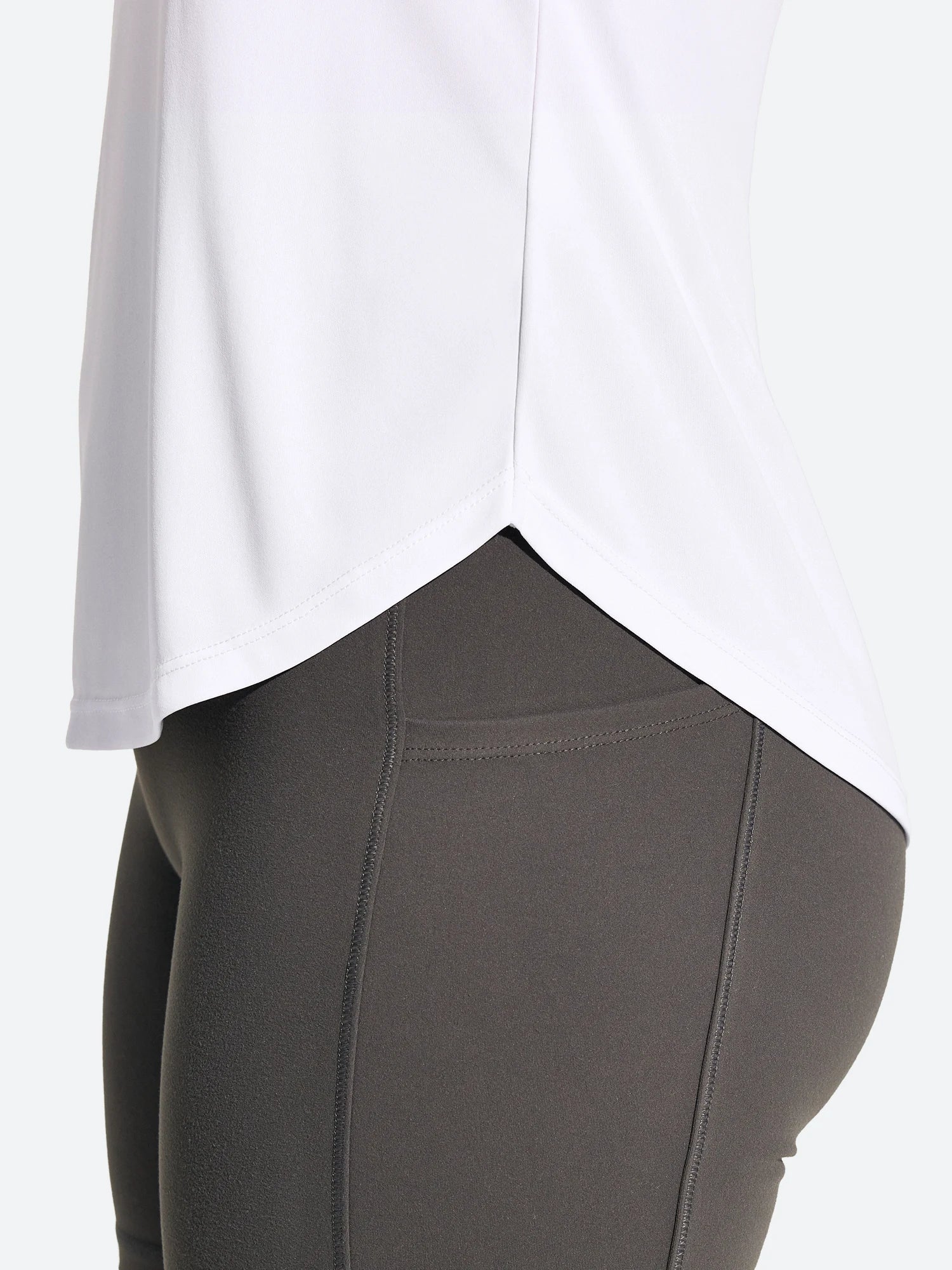 IUGA 1/4 Zip UPF 50+ Quick Dry Long Sleeve Rash Guard | Affordable Yoga Leggings & Activewear by IUGA